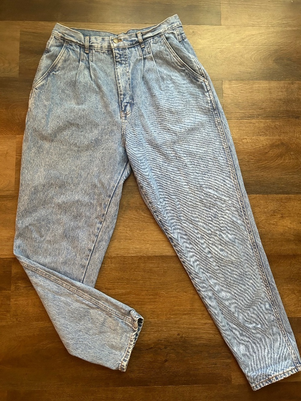 Vintage Bill Blass High Rise Pleated Mom Jeans Acid Wash Size 16